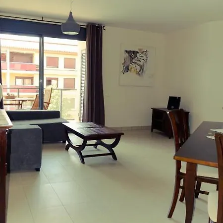 Mar Apartment *